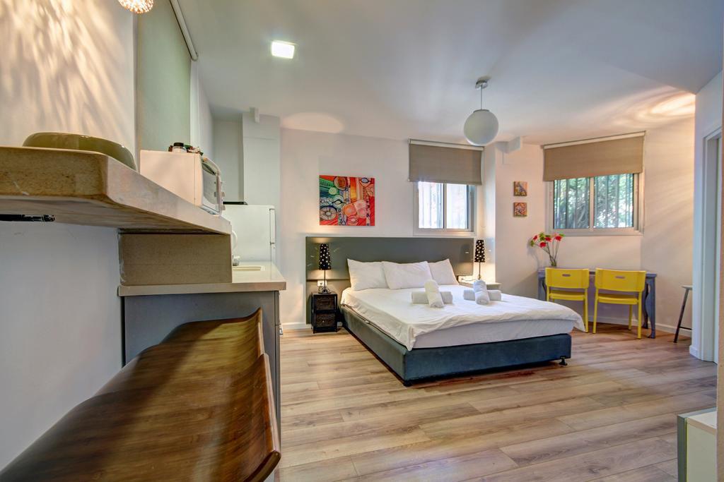 Geula Beach Tel Aviv Exterior foto