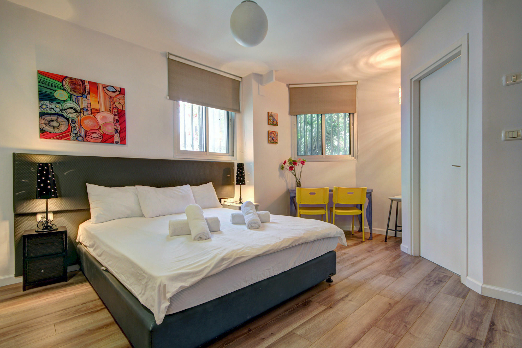Geula Beach Tel Aviv Exterior foto